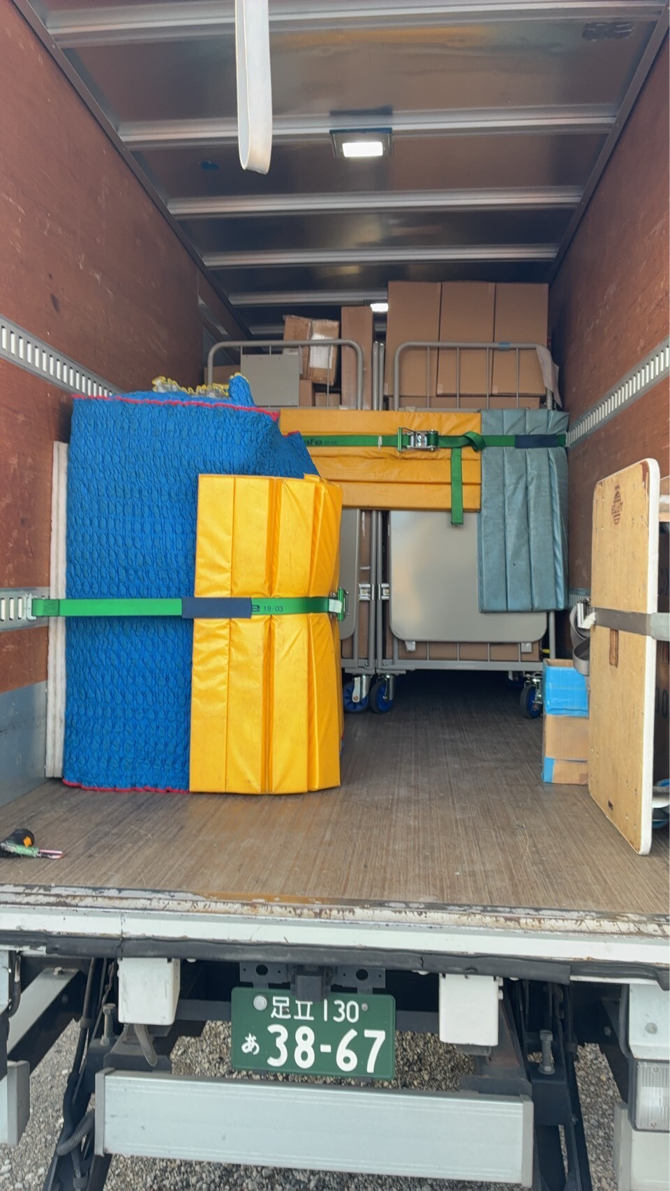 団体様のお荷物